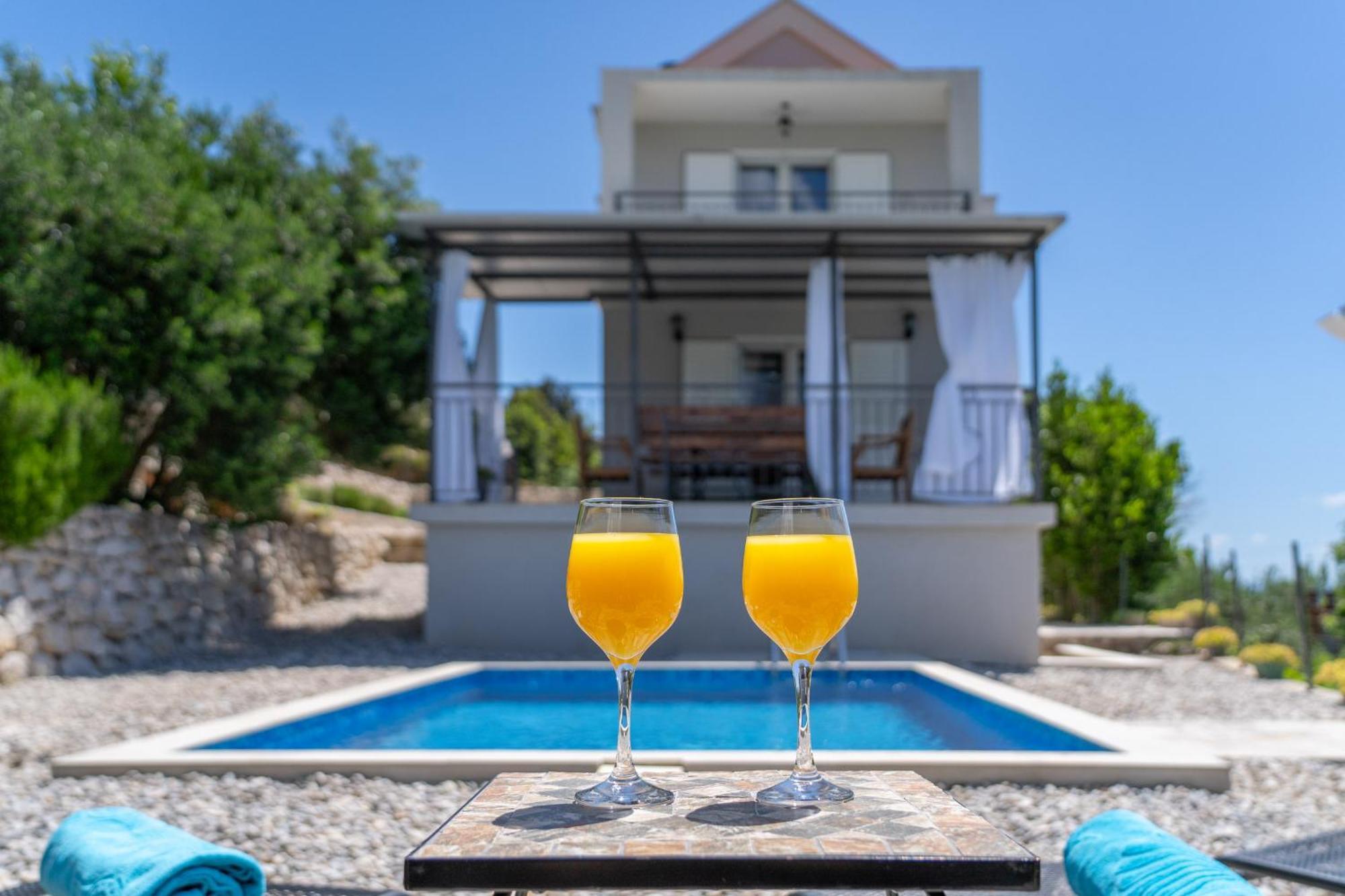 Villa With Sea View 포드고라 외부 사진